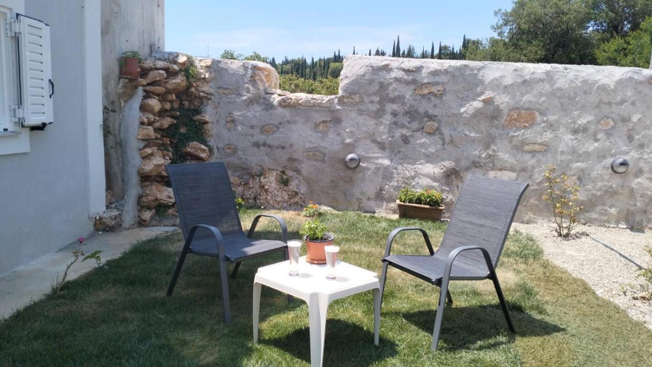 Vakantiehuis Vikou House